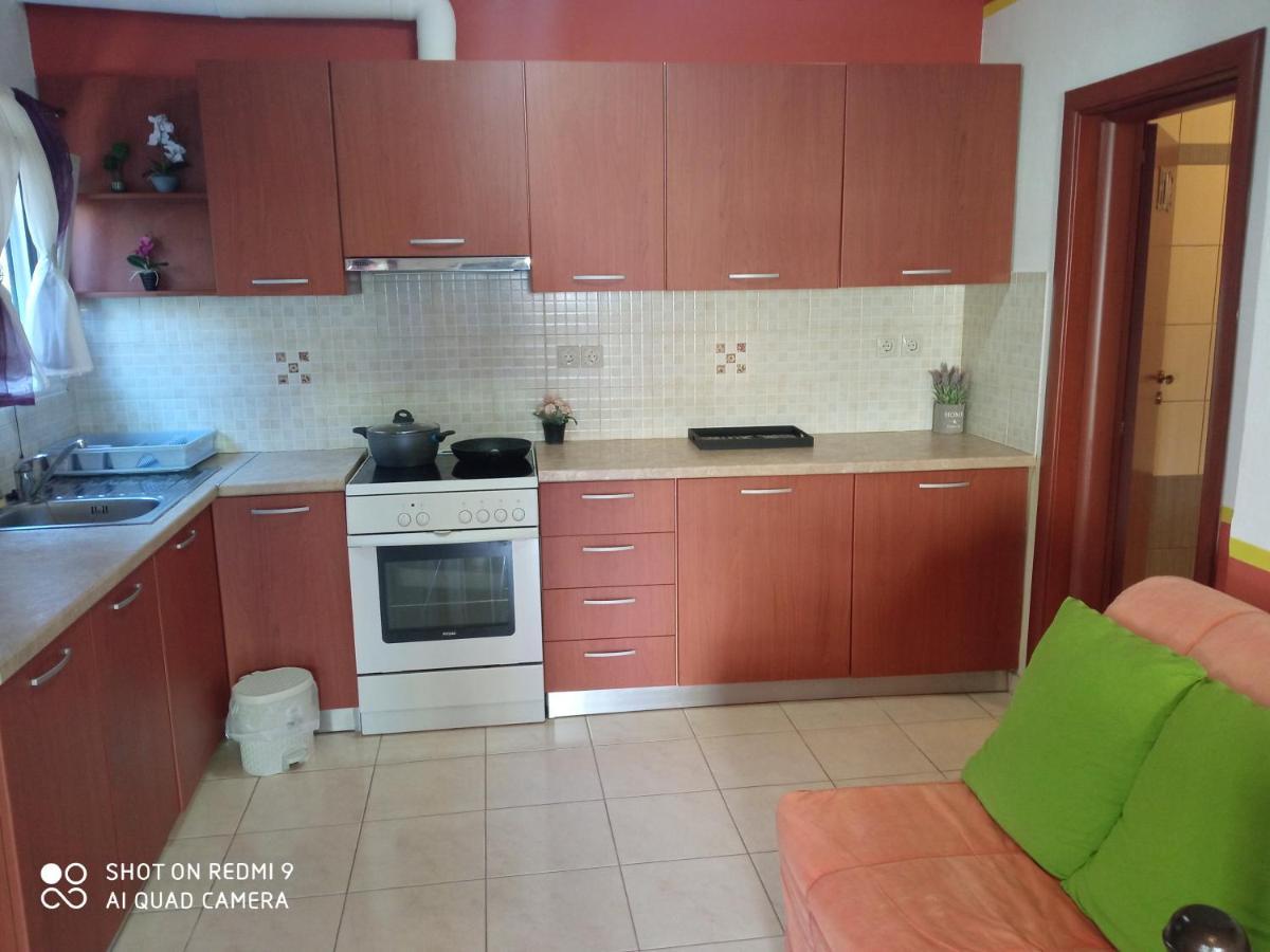 S.D Apartment 2 Lavrion Exterior photo